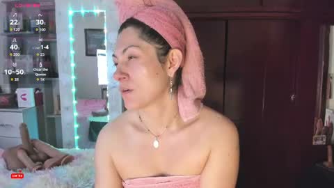 Snapshot of rapunzell__ chatting on June 22, 2026, 11:29 am Rapunzell online show from June 22, 2026, 11:29 am