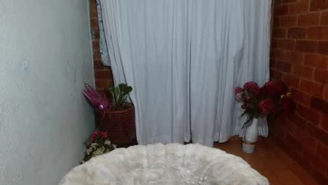 Raquel online show from February 20, 2025, 12:52 am