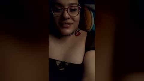 Snapshot of rattlesnakebitch chatting on December 22, 2025, 11:51 am Rattlesnake Bitch 666 online show from December 22, 2025, 11:51 am