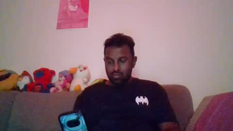 raul2k2 online show from July 16, 2026, 6:25 pm