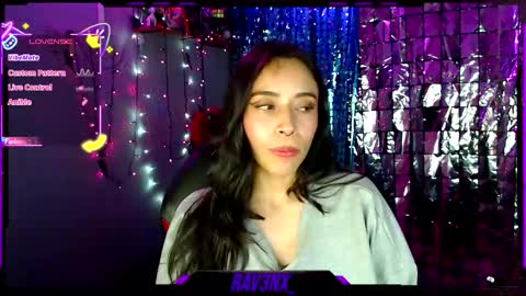   online show from December 4, 2025, 3:16 am