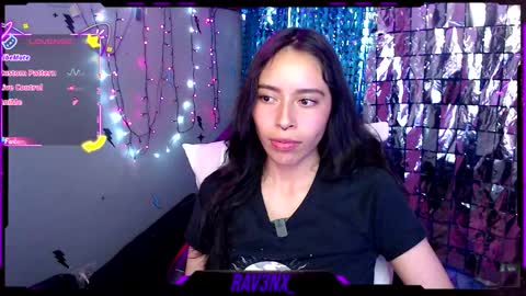 Snapshot of rav3nx_ chatting on February 12, 2026, 6:30 am online show from February 12, 2026, 6:30 am