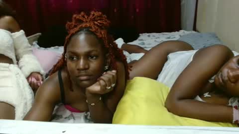 Snapshot of raven_luxe chatting on March 24, 2026, 9:25 am Raven online show from March 24, 2026, 9:25 am