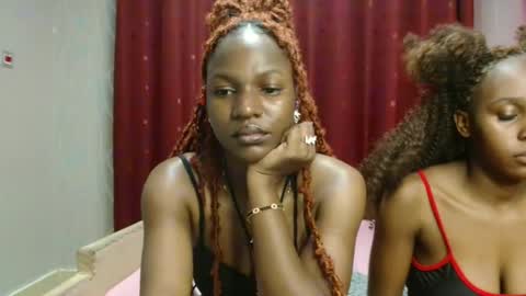Snapshot of raven_luxe chatting on March 27, 2026, 8:41 pm Raven online show from March 27, 2026, 8:41 pm