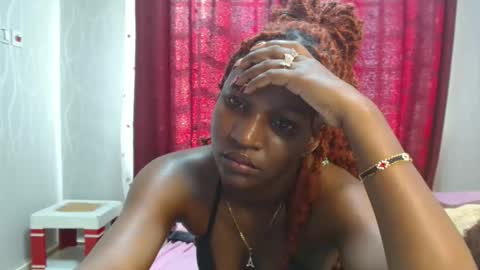 Snapshot of raven_luxe chatting on April 1, 2026, 6:14 am Raven online show from April 1, 2026, 6:14 am