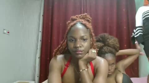 Snapshot of raven_luxe chatting on April 1, 2026, 5:10 pm Raven online show from April 1, 2026, 5:10 pm