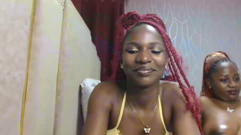 Snapshot of raven_luxe chatting on April 27, 2026, 9:13 pm Raven online show from April 27, 2026, 9:13 pm