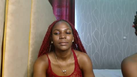 Snapshot of raven_luxe chatting on May 7, 2026, 7:14 am Raven online show from May 7, 2026, 7:14 am