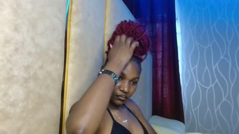 Snapshot of raven_luxe chatting on May 12, 2026, 8:33 am Raven online show from May 12, 2026, 8:33 am