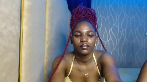 Snapshot of raven_luxe chatting on May 12, 2026, 10:18 pm Raven online show from May 12, 2026, 10:18 pm