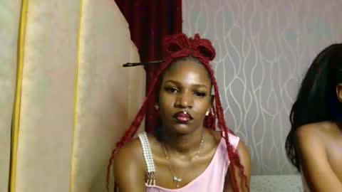 Snapshot of raven_luxe chatting on May 29, 2026, 7:34 pm Raven online show from May 29, 2026, 7:34 pm