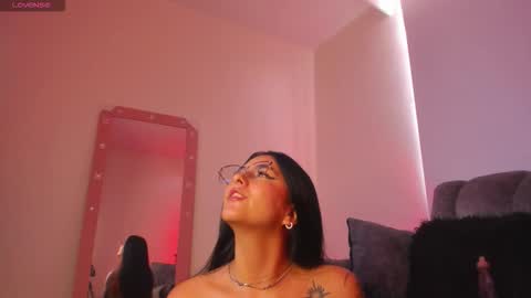   online show from February 12, 2026, 1:06 pm