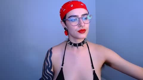 Snapshot of ravendarkness_ chatting on August 10, 2026, 1:09 am ravendarkness_ online show from August 10, 2026, 1:09 am