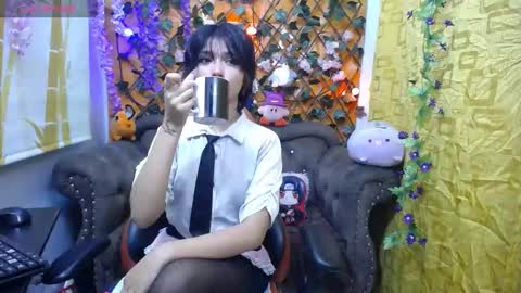 Snapshot of ravenn_20 chatting on January 29, 2025, 11:30 am RavenN online show from January 29, 2025, 11:30 am