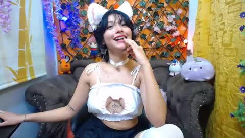 Snapshot of ravenn_20 chatting on February 7, 2025, 2:58 pm RavenN online show from February 7, 2025, 2:58 pm