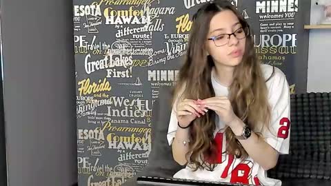 RavennBliss online show from May 26, 2026, 5:03 am