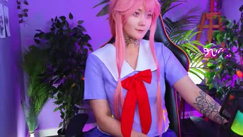 Raven online show from November 28, 2025, 4:09 pm