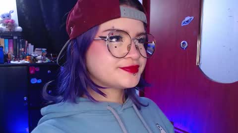 Snapshot of raventh_ chatting on November 4, 2025, 11:31 am raventh_ online show from November 4, 2025, 11:31 am