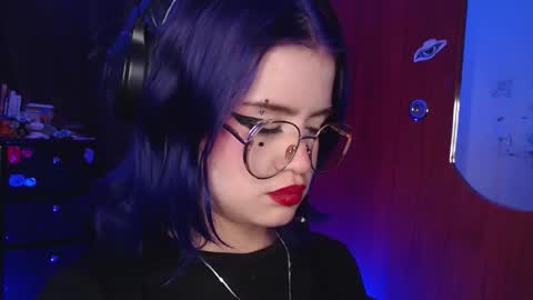 Snapshot of raventh_ chatting on November 11, 2025, 2:06 pm raventh_ online show from November 11, 2025, 2:06 pm