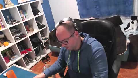 Snapshot of ravingr3d3 chatting on November 1, 2025, 10:01 pm ravingr3d3 online show from November 1, 2025, 10:01 pm