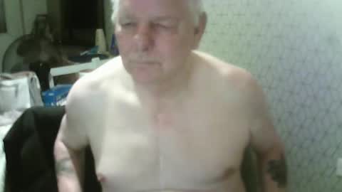 Snapshot of ray47 chatting on September 11, 2025, 10:43 pm ray47 online show from September 11, 2025, 10:43 pm