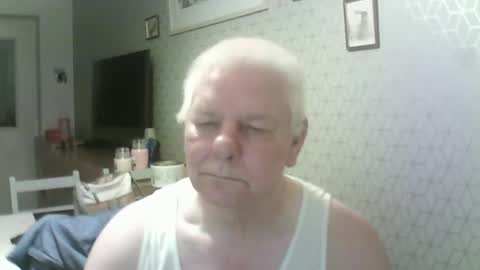 Snapshot of ray47 chatting on January 13, 2026, 10:59 pm ray47 online show from January 13, 2026, 10:59 pm