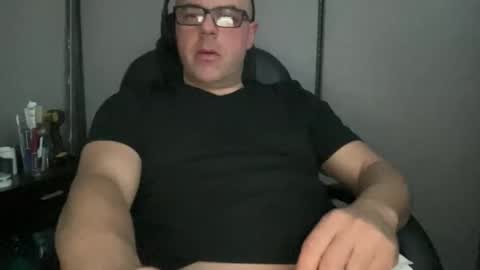 ray_fucks323 online show from March 26, 2026, 11:10 pm