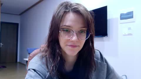 Snapshot of ray_lol chatting on January 8, 2026, 10:28 am Ray-Ray online show from January 8, 2026, 10:28 am