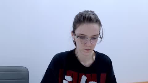 Snapshot of ray_lol chatting on February 16, 2026, 11:28 am Ray-Ray online show from February 16, 2026, 11:28 am