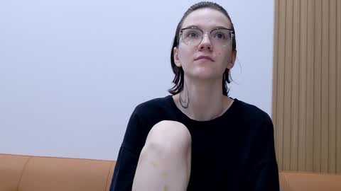 Snapshot of ray_lol chatting on March 2, 2026, 2:47 am Ray-Ray online show from March 2, 2026, 2:47 am