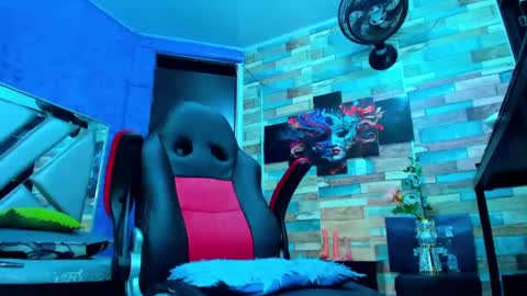 Snapshot of rayan_black chatting on December 14, 2024, 2:23 am rayan_black online show from December 14, 2024, 2:23 am