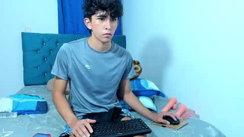 Snapshot of rayan_black chatting on March 4, 2025, 7:19 am rayan_black online show from March 4, 2025, 7:19 am