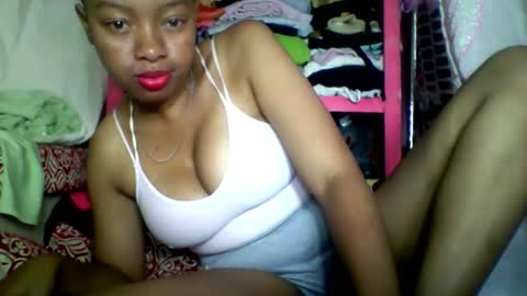Snapshot of rayana_69 chatting on May 2, 2026, 9:25 am rayana_69 online show from May 2, 2026, 9:25 am