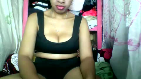 Snapshot of rayana_69 chatting on May 30, 2026, 11:29 am rayana_69 online show from May 30, 2026, 11:29 am