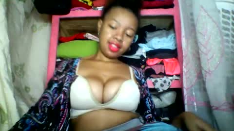 rayana_69 online show from July 7, 2026, 6:58 am