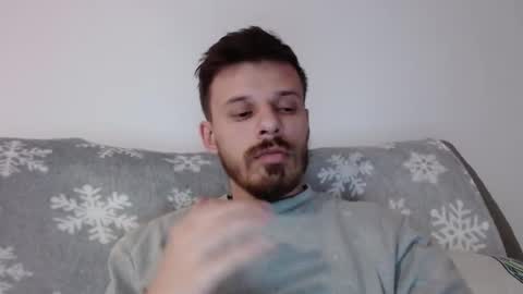 Snapshot of rayann27 chatting on December 1, 2024, 6:08 pm rayan online show from December 1, 2024, 6:08 pm