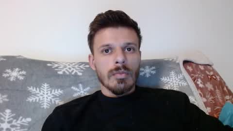 Snapshot of rayann27 chatting on December 14, 2024, 9:45 pm rayan online show from December 14, 2024, 9:45 pm