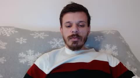 Snapshot of rayann27 chatting on January 6, 2026, 10:12 pm rayan online show from January 6, 2026, 10:12 pm