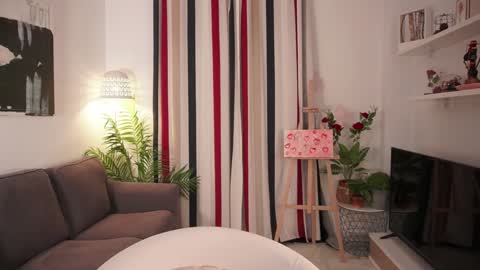 Raychell Black  online show from February 16, 2026, 4:03 pm