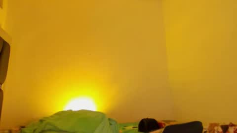 Snapshot of raydevil_ chatting on November 12, 2025, 5:13 pm Rayn online show from November 12, 2025, 5:13 pm