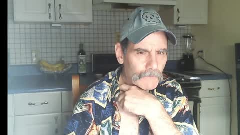 Snapshot of raylene4u2 chatting on June 1, 2026, 6:48 am Ray online show from June 1, 2026, 6:48 am