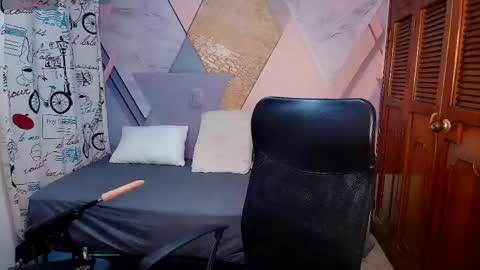 raylin_escobar online show from May 2, 2026, 3:17 pm