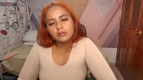 raylin_escobar online show from May 9, 2026, 6:13 pm