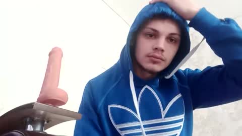 Snapshot of raymartino chatting on February 26, 2025, 10:36 am RayMartino online show from February 26, 2025, 10:36 am