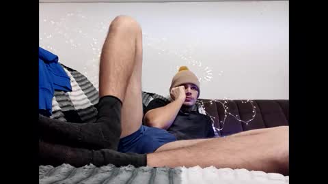 Snapshot of raymartino chatting on December 21, 2025, 2:57 pm RayMartino online show from December 21, 2025, 2:57 pm