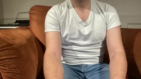 Snapshot of rayos789 chatting on January 8, 2026, 4:04 am rayos789 online show from January 8, 2026, 4:04 am