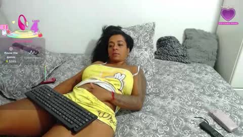 raysajoness online show from October 25, 2025, 12:51 am