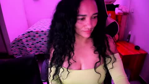 Danna online show from June 6, 2026, 4:33 pm