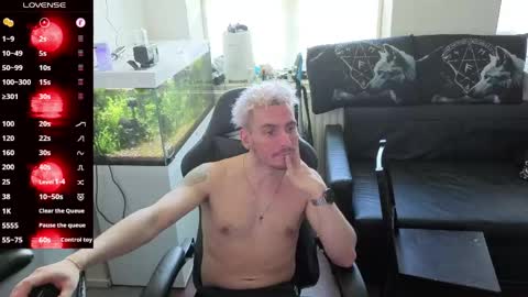 Rayzel online show from April 14, 2026, 12:55 pm