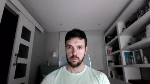 rbaggio24 online show from May 31, 2026, 1:14 am